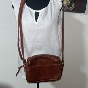 Portland Leather Rich Brown Toiletry Bag with card holder included great price